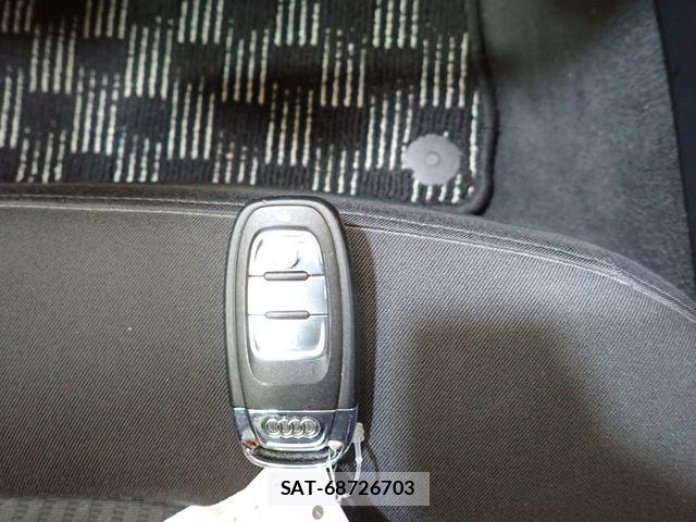 Audi A4 2013-11 6902233-26