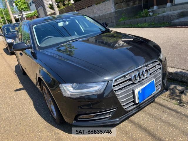Audi A4 2013-05 6902235-1