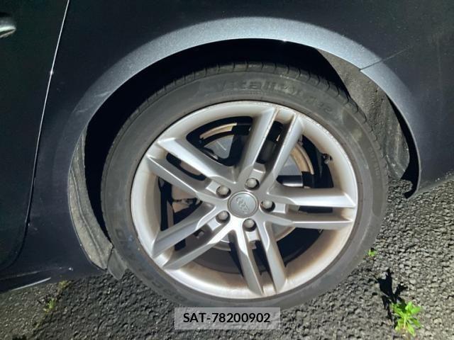 Audi A4 2014-03 7057498-8