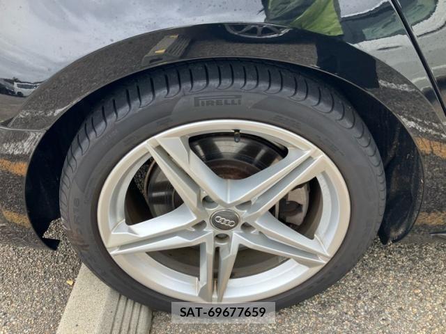 Audi A4 2016-11 7213687-5