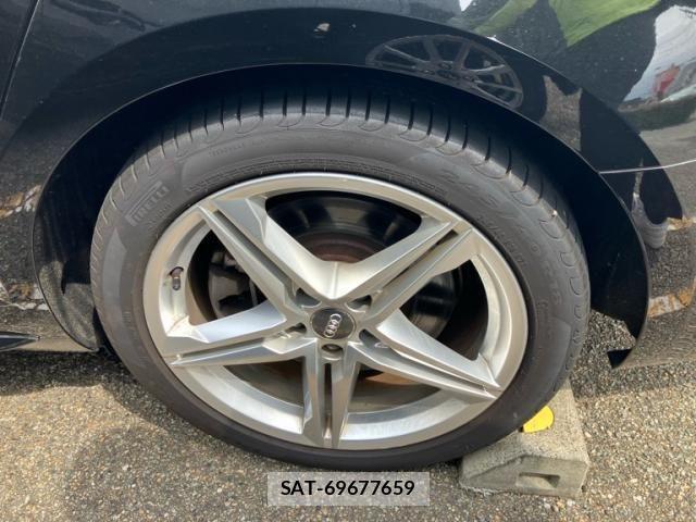 Audi A4 2016-11 7213687-6