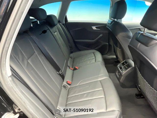 Audi A4 2019-06 7213686-9