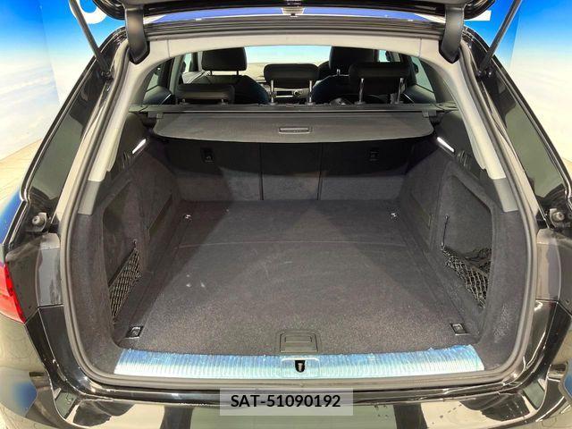 Audi A4 2019-06 7213686-12