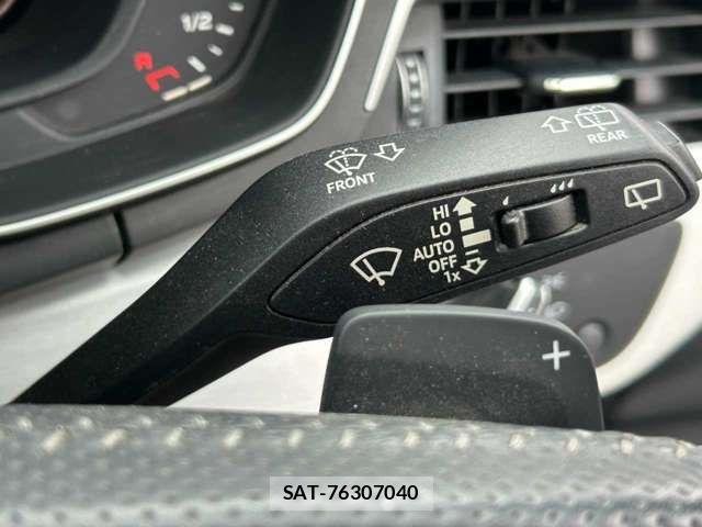Audi A4 2018-02 7213684-17