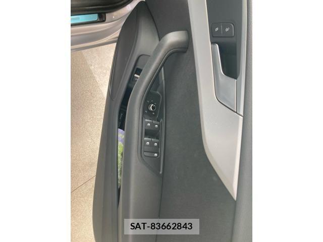 Audi A4 2016-06 7215001-15