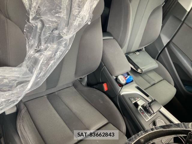 Audi A4 2016-06 7215001-24
