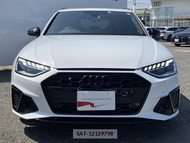 Audi A4 2023-06 7215012-17