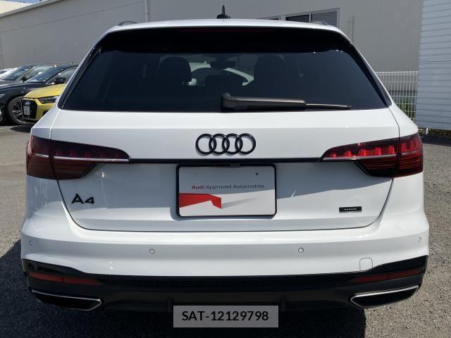 Audi A4 2023-06 7215012-18