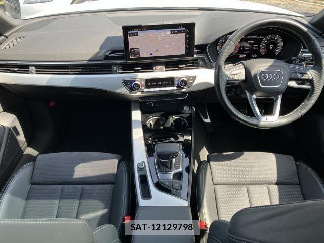 Audi A4 2023-06 7215012-1