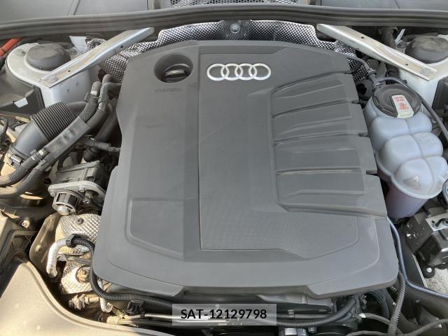 Audi A4 2023-06 7215012-22