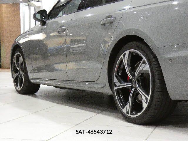 Audi A4 2022-05 7215007-12