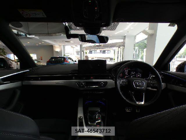 Audi A4 2022-05 7215007-16