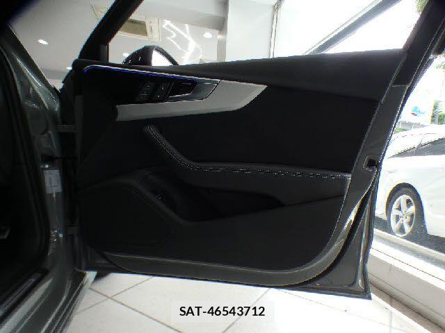 Audi A4 2022-05 7215007-22