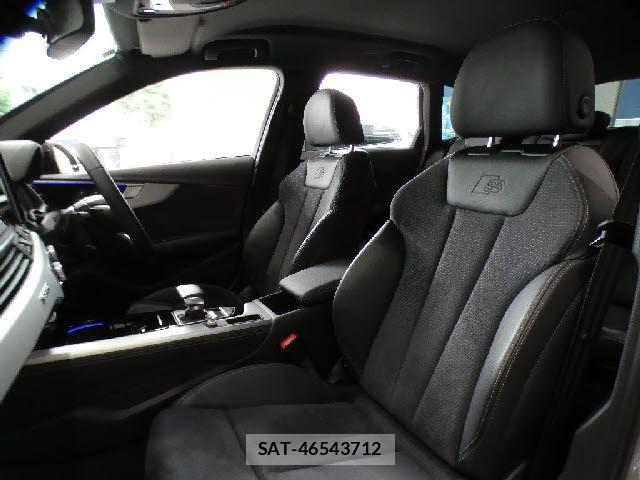 Audi A4 2022-05 7215007-25