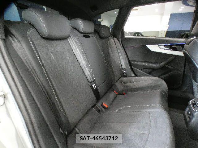 Audi A4 2022-05 7215007-28
