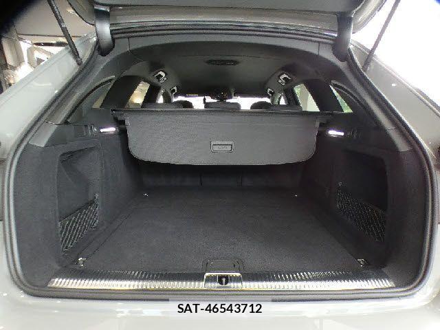 Audi A4 2022-05 7215007-29