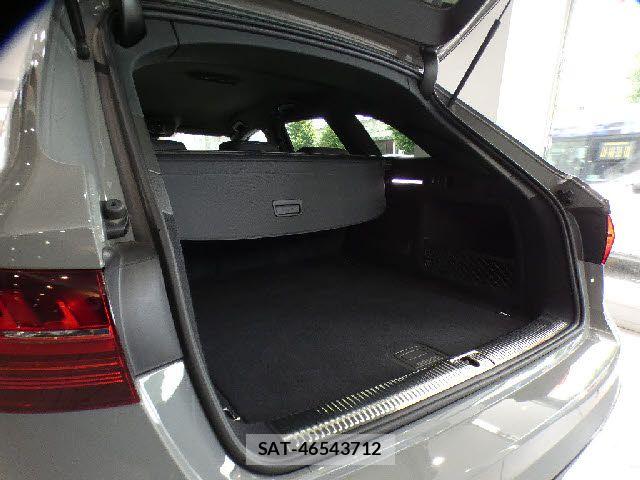 Audi A4 2022-05 7215007-7