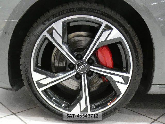 Audi A4 2022-05 7215007-8