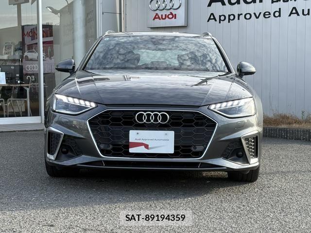 Audi A4 2023-06 7215000-15