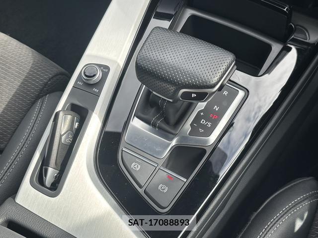 Audi A4 2021-07 7215002-11