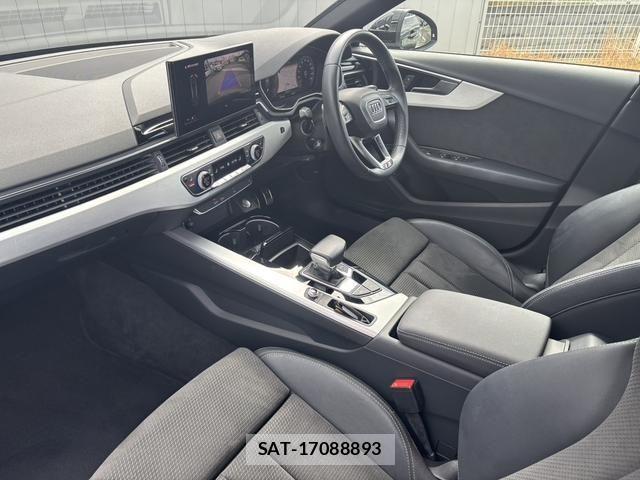 Audi A4 2021-07 7215002-3
