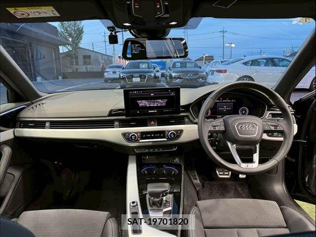 Audi A4 2023-07 7249828-2