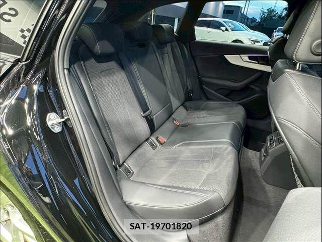 Audi A4 2023-07 7249828-6