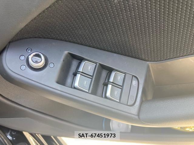 Audi A4 2014-05 7249832-15