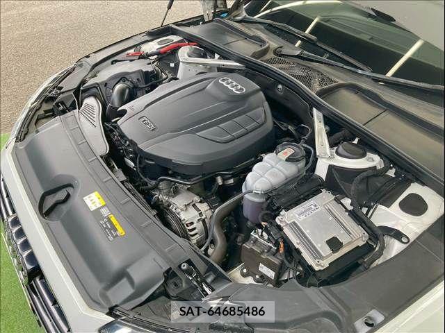 Audi A4 2021-07 7249829-11