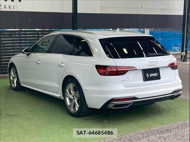 Audi A4 2021-07 7249829-16