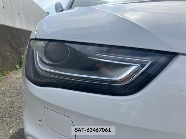 Audi A4 2012-06 7249835-12