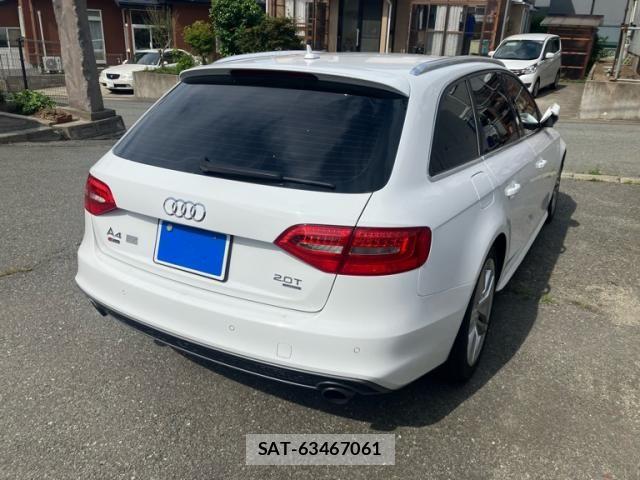 Audi A4 2012-06 7249835-3