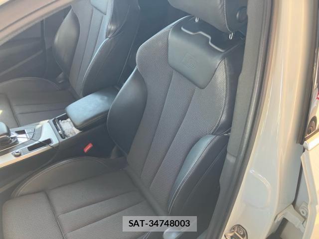 Audi A4 2018-03 7325725-15