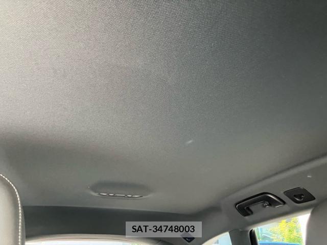 Audi A4 2018-03 7325725-24