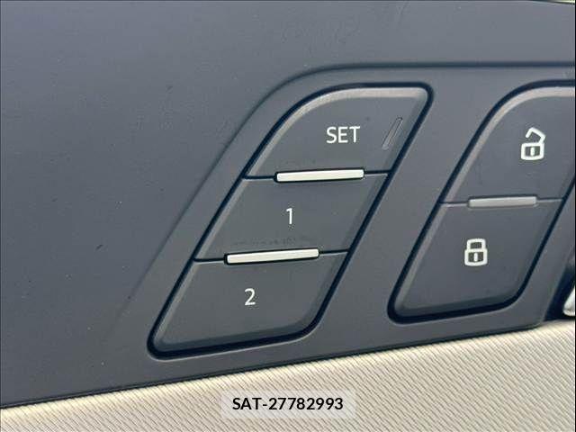 Audi A4 2019-03 7356861-9