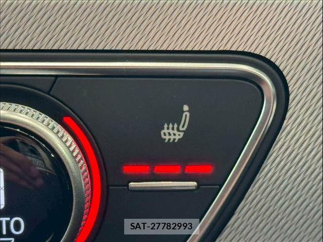 Audi A4 2019-03 7356861-8