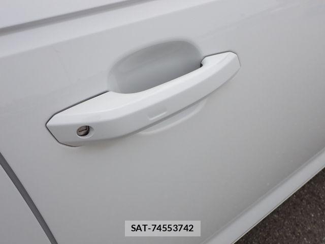Audi A4 2019-11 7356859-11
