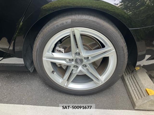 Audi A4 2020-02 7452988-12