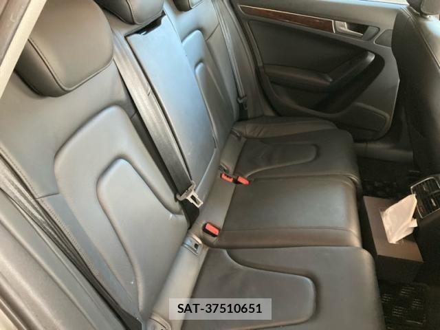 Audi A4 2012-02 7452989-10