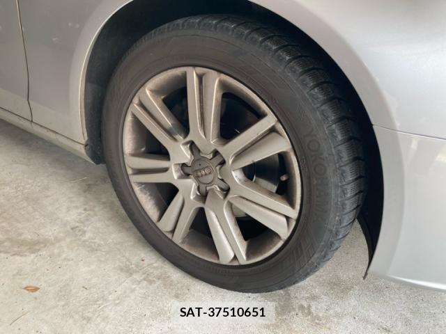 Audi A4 2012-02 7452989-5