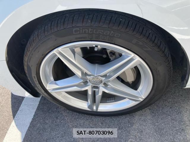 Audi A4 2018-05 7452986-13