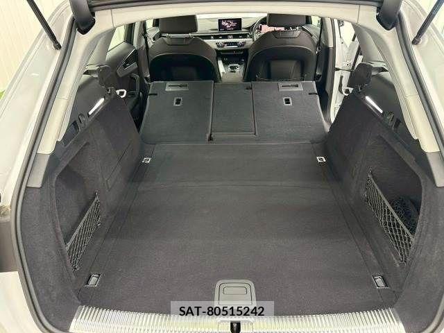 Audi A4 2019-05 7499587-10