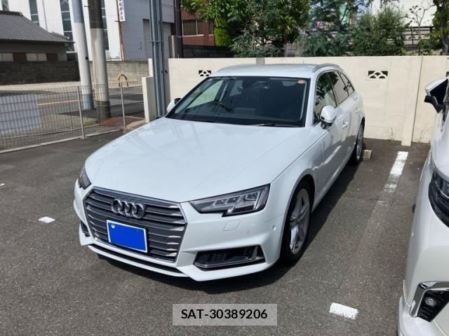 Audi A4 2019-08 7508128-0