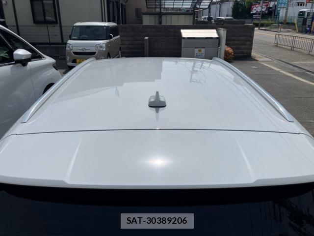 Audi A4 2019-08 7508128-10