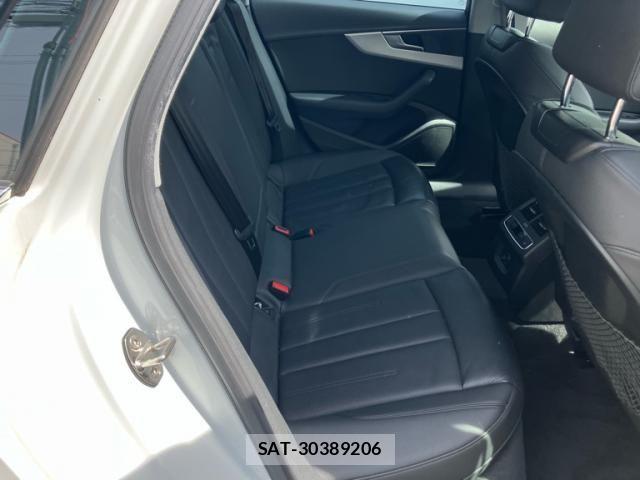 Audi A4 2019-08 7508128-11