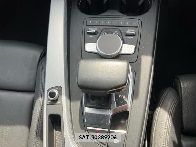 Audi A4 2019-08 7508128-18