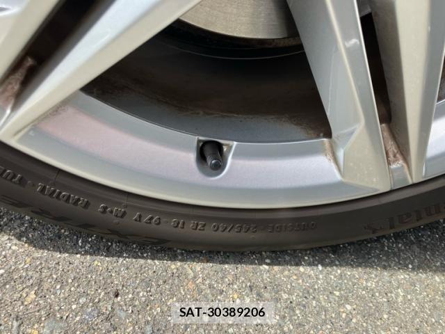 Audi A4 2019-08 7508128-7