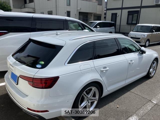 Audi A4 2019-08 7508128-8