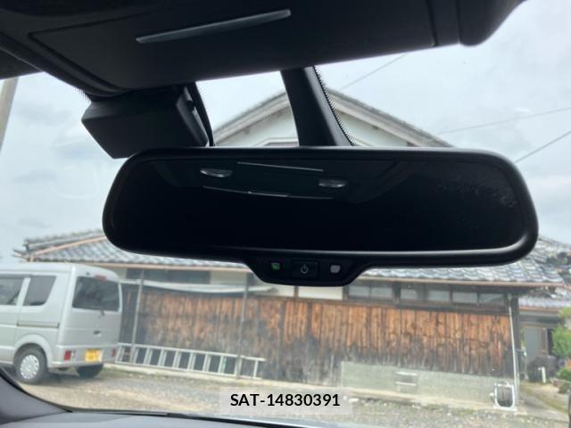 Audi A4 2013-06 7561844-18