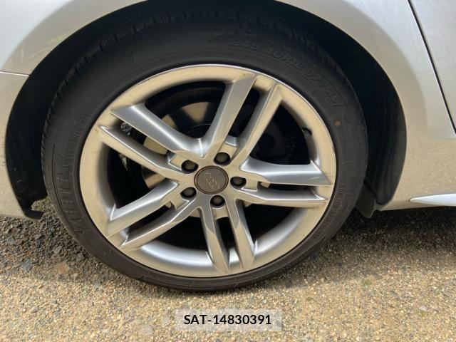 Audi A4 2013-06 7561844-4